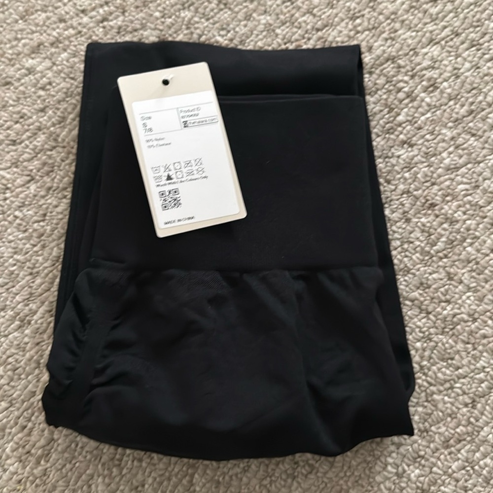 Halara Seamless Flow High Waisted Plain Butt Lifting Leggings